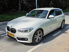 BMW 1-serie - 116d EDE Sport / AIRCO / NAP M-PAKKET