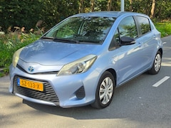 Toyota Yaris - 1.5 Full Hybrid Aspiration * AIRCO