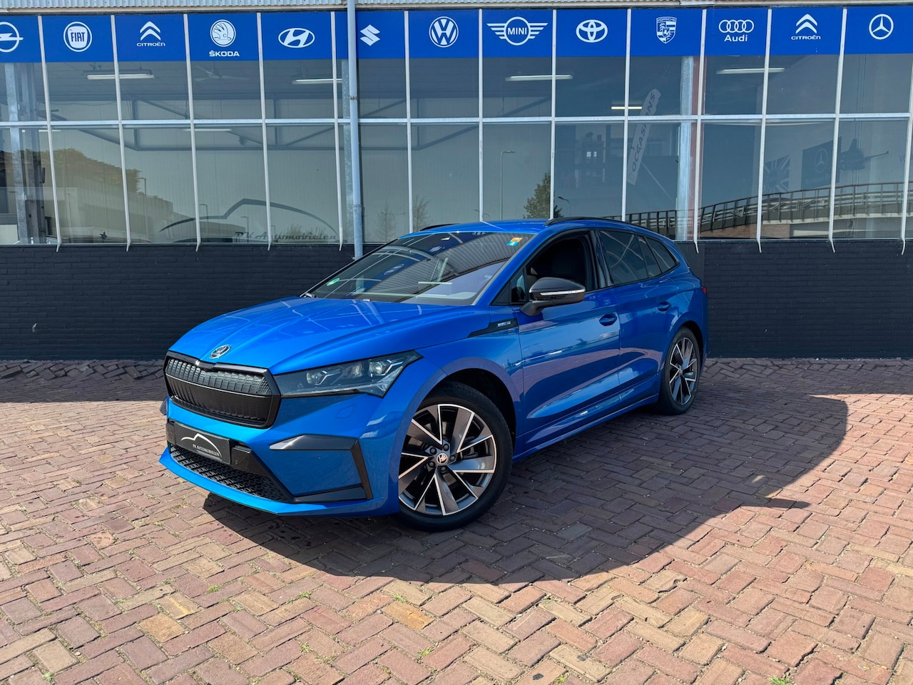 Skoda Enyaq iV - 60 Sportline **CAMERA + THAAK + LEER/ALCANTARA** - AutoWereld.nl