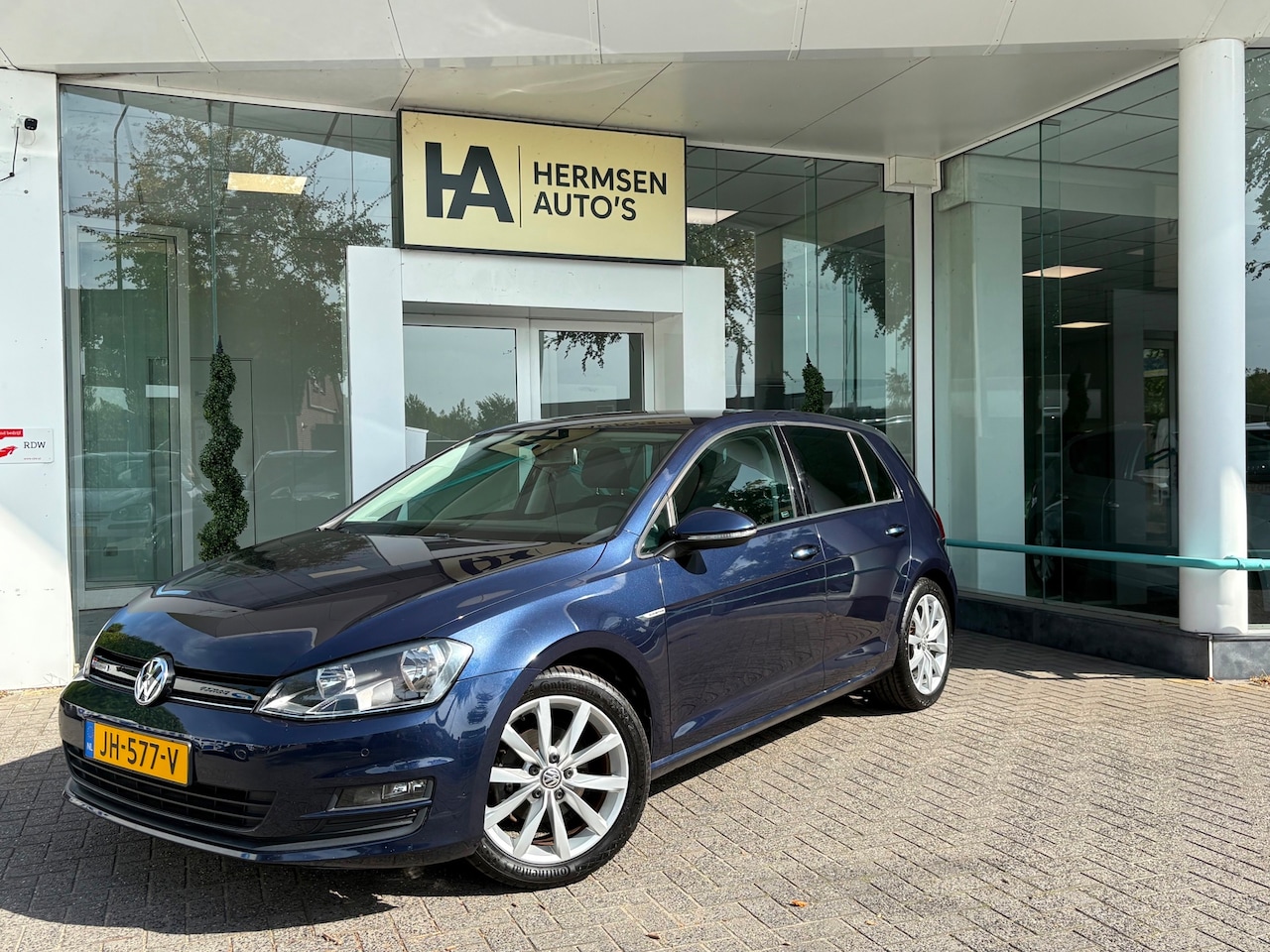 Volkswagen Golf - 1.0 TSI Business|Distr.VV|NAP|CAM| - AutoWereld.nl