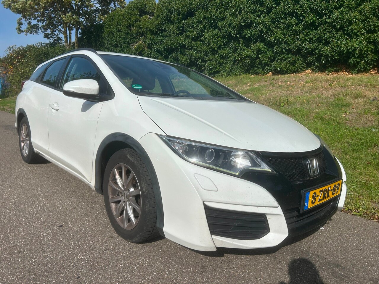 Honda Civic Tourer - 1.6D Comfort - Navi - Clima - Cruise - AutoWereld.nl