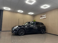MINI Clubman - 1.5 Cooper Chili * Panoramadak / Harman&Kardon / LED / Navigatie / NL Auto