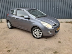 Hyundai i20 - 1.4i i-Motion