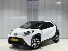 Toyota Aygo X - 1.0 VVT-i S-CVT Pulse Dealer onderhouden , Automaat , 2 tone Lak , 17'' LM Velgen , BTW Au