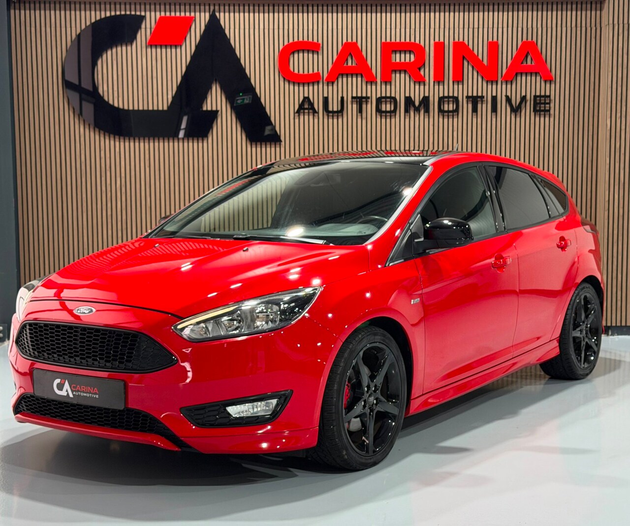 Ford Focus - 1.5 ST-Line / Start Stop / Stoel Verwarming / Climate Control / Ect... / - AutoWereld.nl