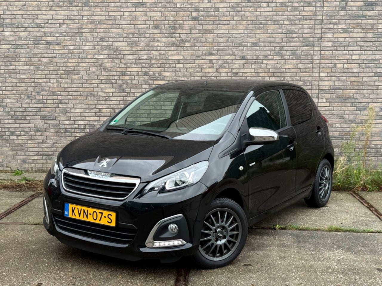 Peugeot 108 - 1.0 e-VTi GT-Line Carplay Camera - AutoWereld.nl