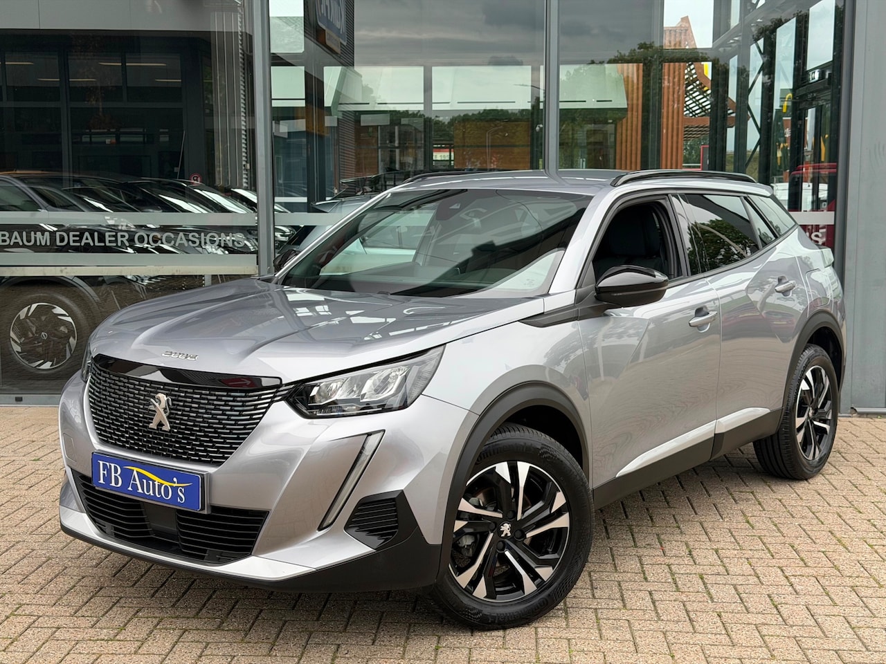 Peugeot 2008 - 1.2 PureTech Allure Pack Airco Lmv Cruise Camera - AutoWereld.nl