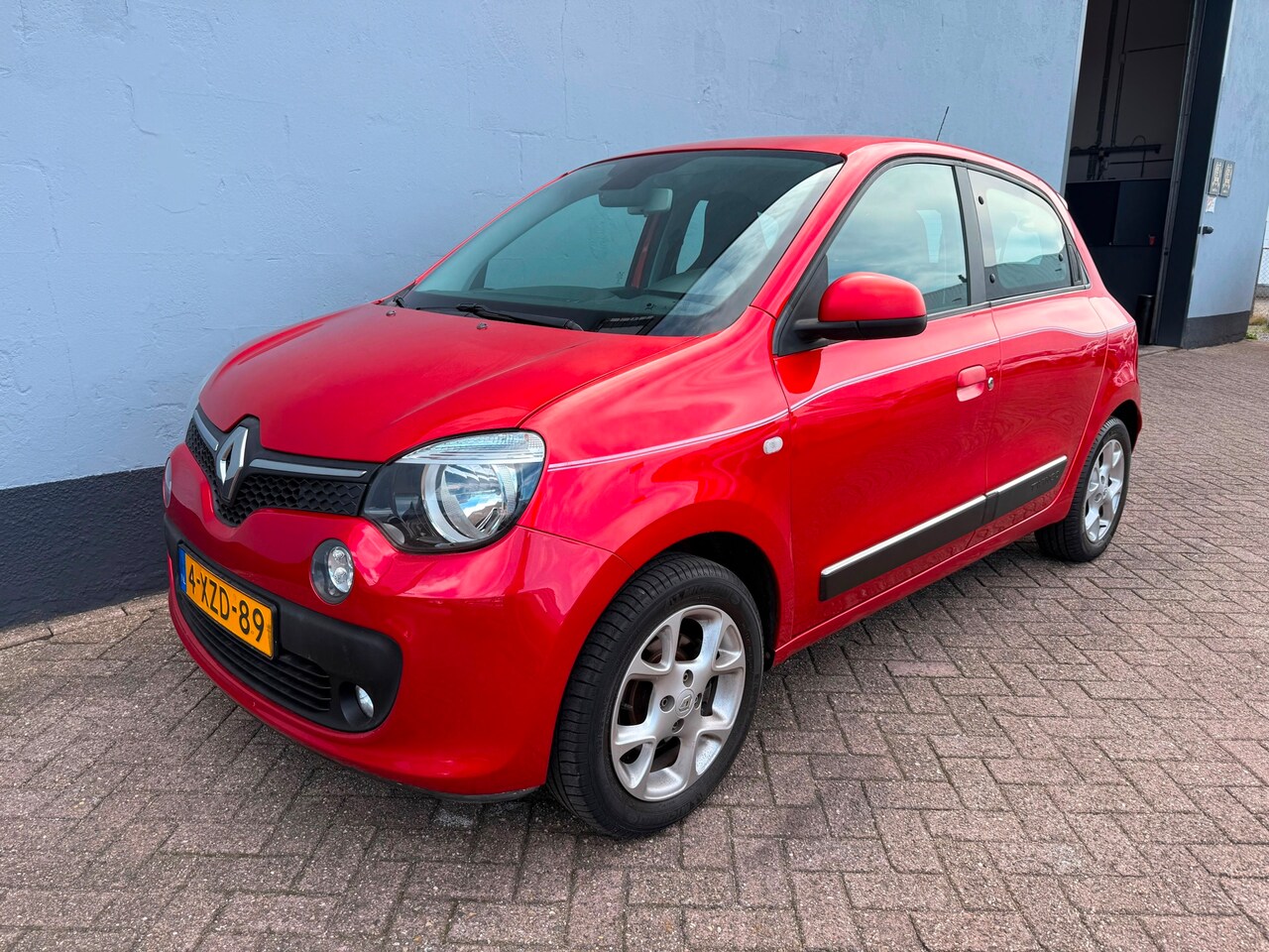 Renault Twingo - 1.0 SCe Dynamique 5-Deurs - LMV - AutoWereld.nl