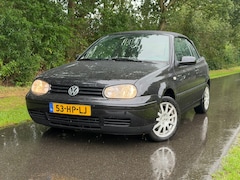 Volkswagen Golf Cabriolet - 2.0 Highline | " 157.000 " KM + Dak werkt niet Nu € 1.950,