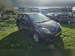 Renault Twingo - 1.2 Authentique