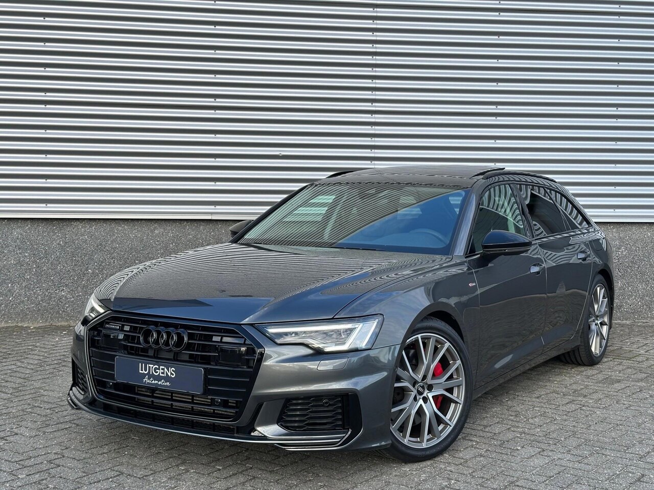 Audi A6 Avant - 55 TFSIe quattro S-Line Matrix Pano S6 367PK - AutoWereld.nl