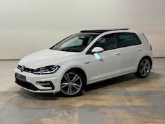 Volkswagen Golf - 1.4 TSI Highline Business R | PANO | 3x R-LINE | CAMERA | DCC