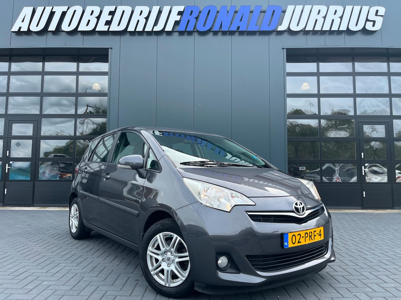 Toyota Verso S - 1.3 VVT-i Aspiration NL.Auto/Climatronic/Cruise-control/Trekhaak/Lmv/Nieuwe Apk - AutoWereld.nl