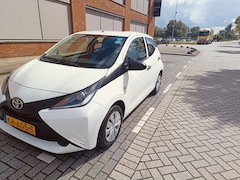 Toyota Aygo - 1.0 VVT-i x-now