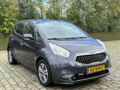 Kia Venga - 1.6 CVVT ExecutiveLine Automaat 1e eigenaar dealer onderhouden stoelverwarming pano cruis