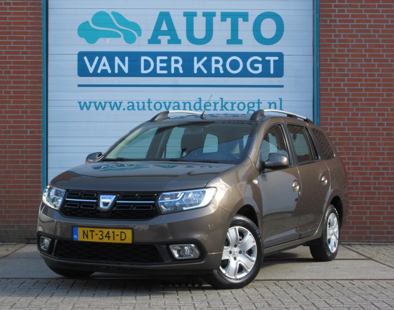 Dacia Logan MCV - 0.9 TCe Laureate 0.9 TCe Laureate, Navi, Airco, Trekhaak, 1e Eig! - AutoWereld.nl
