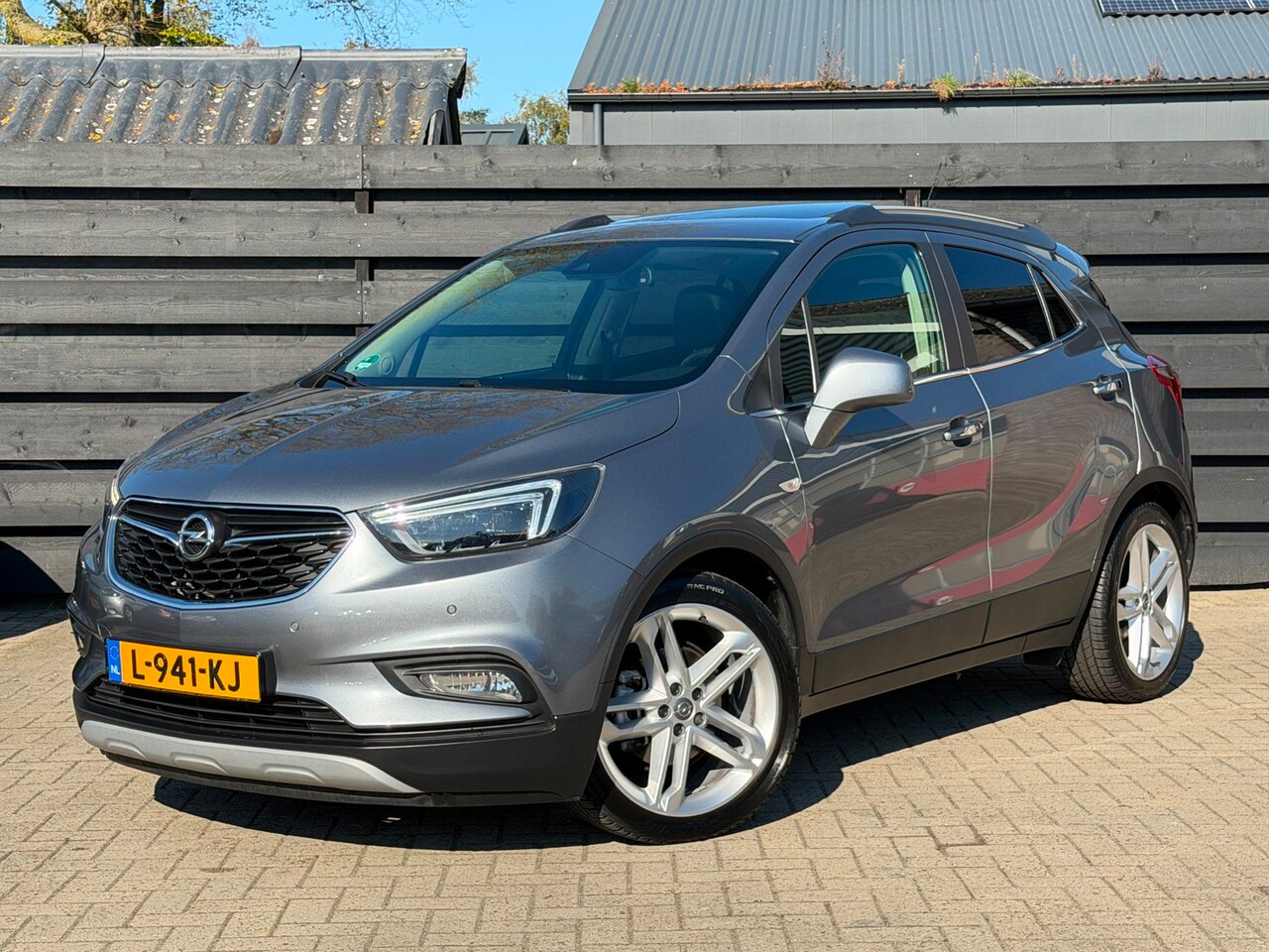 Opel Mokka X - 1.4 Turbo Black Edition I Carplay I Camera I Trekhaak - AutoWereld.nl