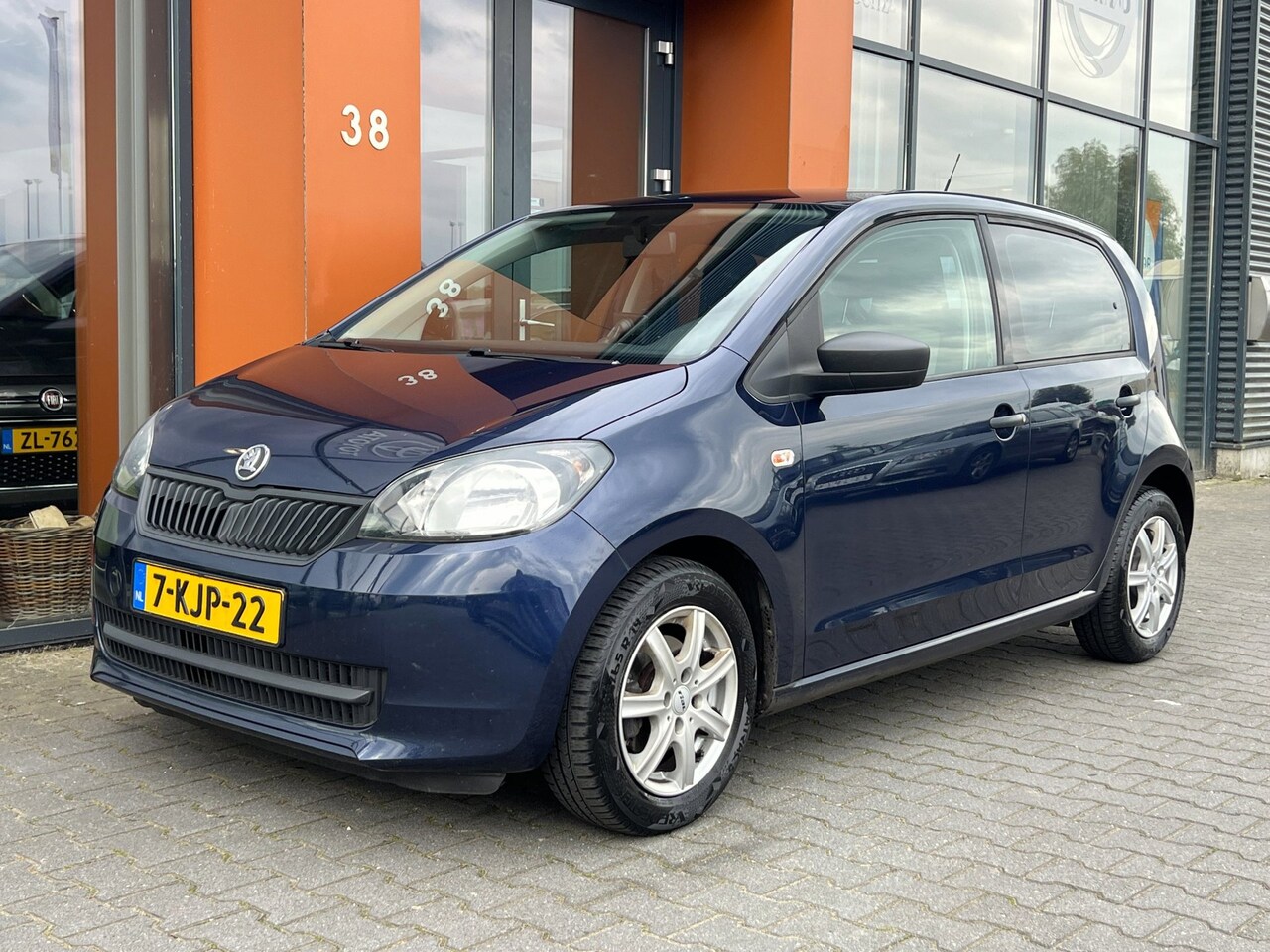 Skoda Citigo - 1.0 Greentech|Navi|Airco|Bluetooth|Isofix|NAP - AutoWereld.nl