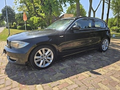 BMW 1-serie - 118d Corporate Business Line