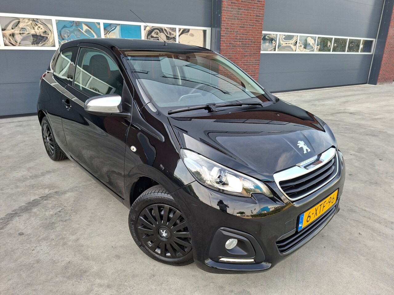 Peugeot 108 - 1.0 VTi Active 3 Deurs AIRCO CV Elektrische ramen - AutoWereld.nl