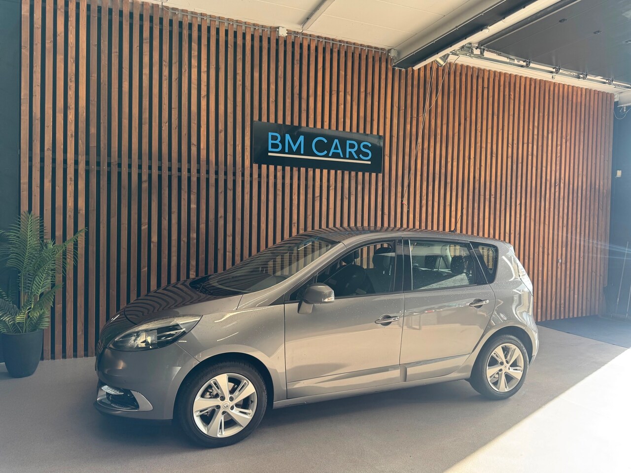 Renault Scénic - 1.2 TCe Dynamique CAMERA, Cruise, NAP - AutoWereld.nl
