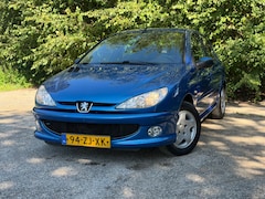 Peugeot 206 - 1.4 Forever | Airco + Nieuwe APK Nu € 1.275,