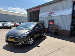 Peugeot 5008 - 1.2 PureTech Active 5p. Clima, cruise, pdc, camera, trekhaak, HUD, stoelverwarming