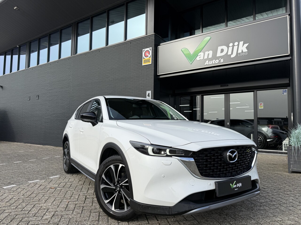 Mazda CX-5 - 2.0 SkyActiv-G 165 Newground Navi 360Camera 19Inch - AutoWereld.nl