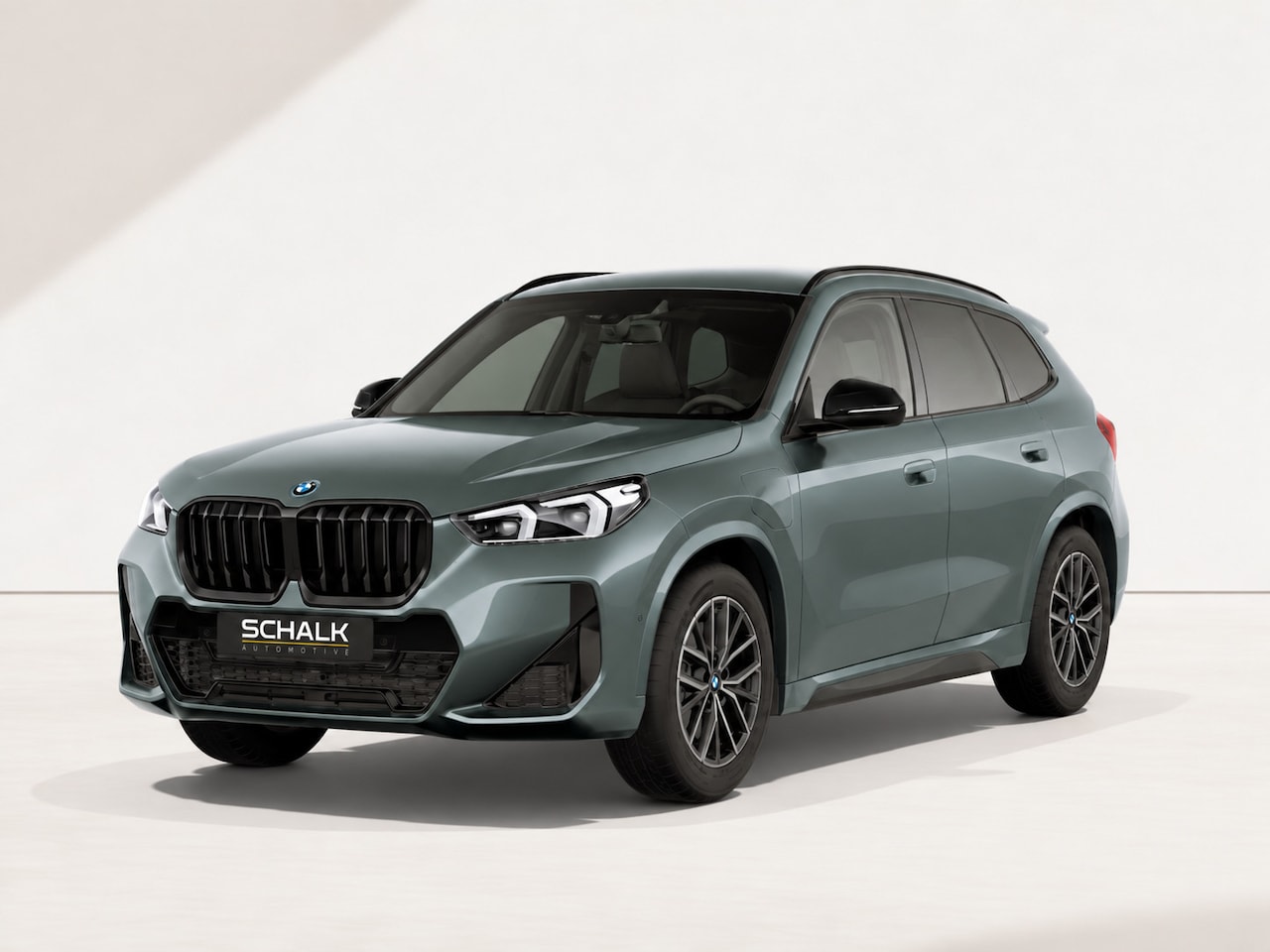BMW X1 - XDrive25e|M-sport|Comfort Access|Adaptief M-Onderstel - AutoWereld.nl