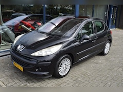 Peugeot 207 - 1.6-16V XT 5 deurs airco