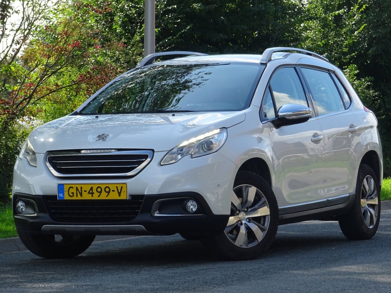 Peugeot 2008 - 1.2 PureTech Crossway NAVI/CLIMA/CRUISE/PDC/APK - AutoWereld.nl
