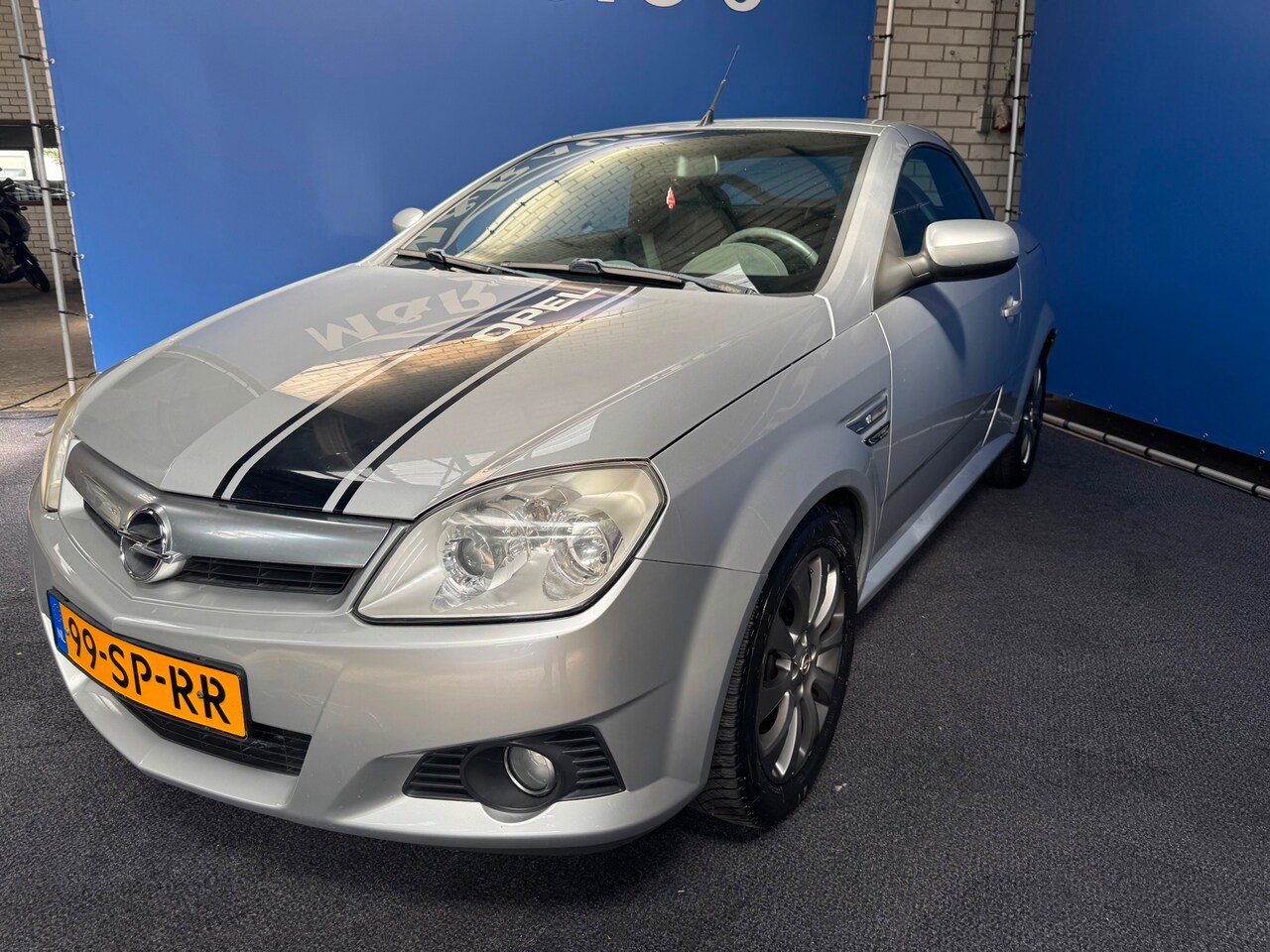 Opel Tigra TwinTop - 1.4-16V Sport Automaat Nieuwe APK - AutoWereld.nl