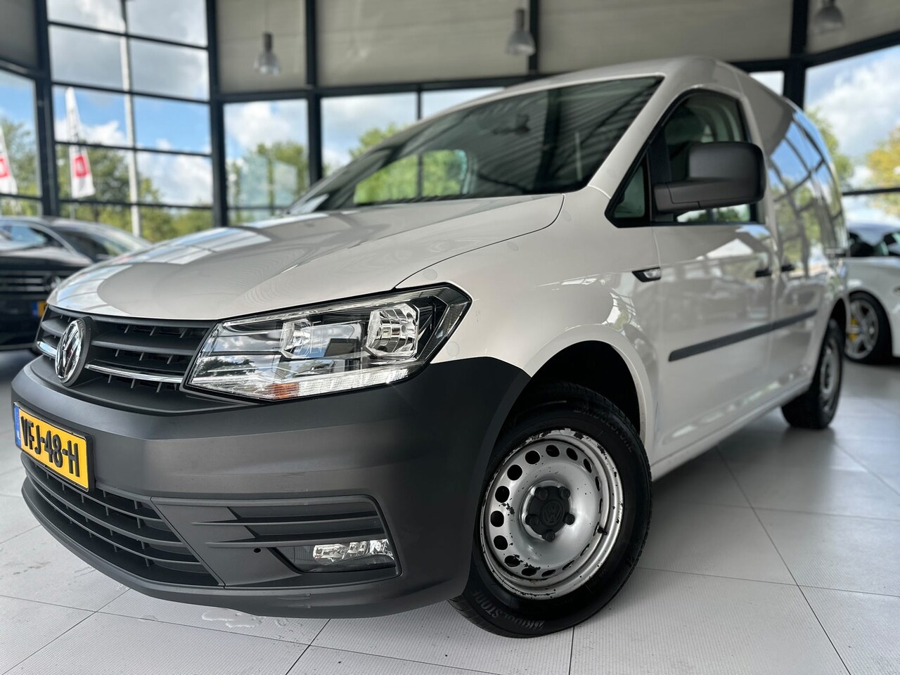 Volkswagen Caddy - 1.0 TSI L1H1 BMT Comfortline | Dubbele schuifdeuren | Airco | Cruise | Carplay | Navi | De - AutoWereld.nl