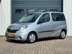 Toyota Yaris Verso - 1.3-16V VVT-i Sol AUTOMAAT / AIRCO / NAP