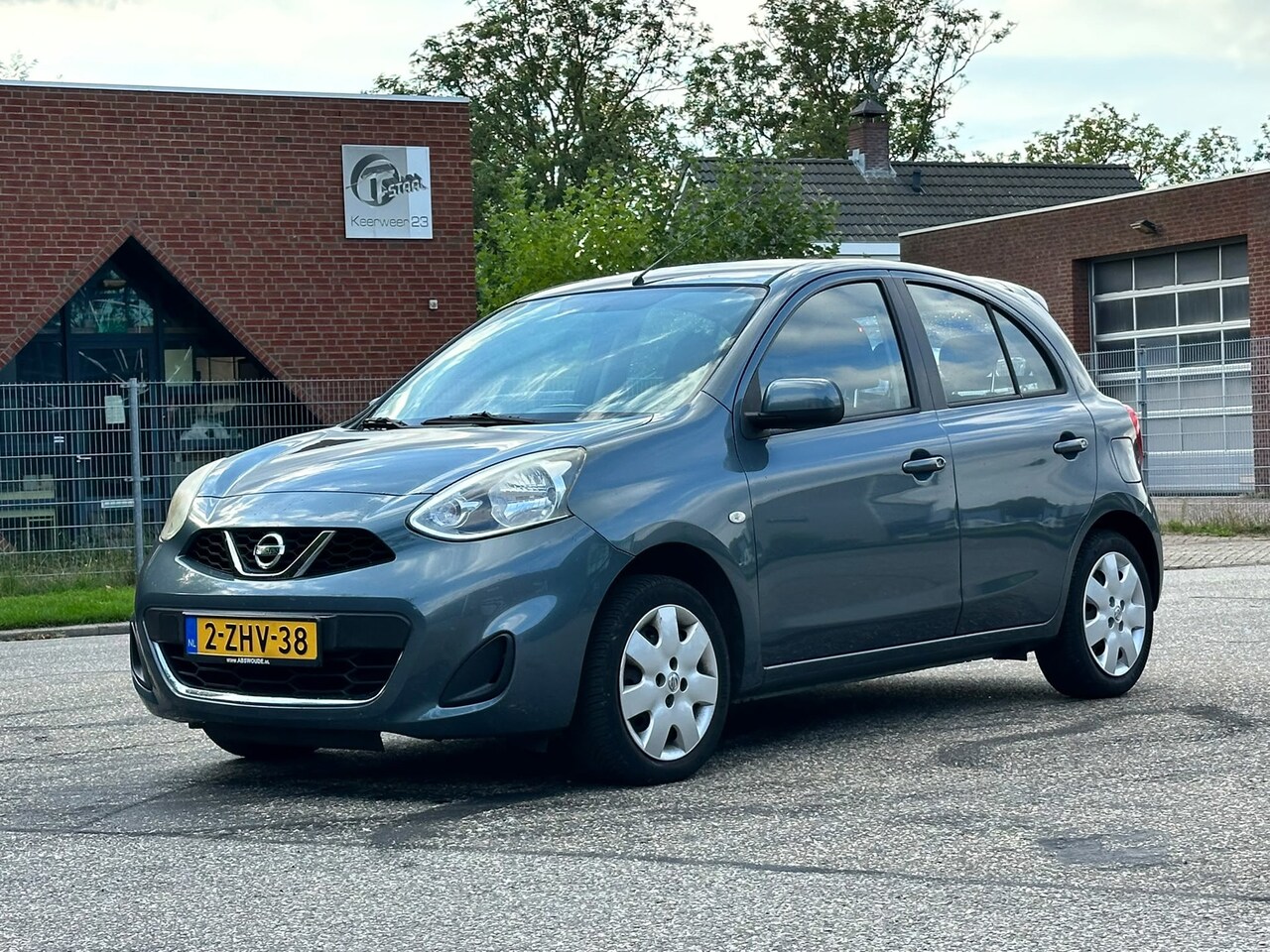 Nissan Micra - 1.2 DIG-S Acenta 5DR*Navigatie*Cruise*Apple/Carplay*Airco*NAP*Dealer onderhouden* - AutoWereld.nl