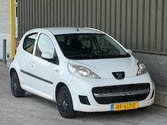 Peugeot 107 - 1.0-12V XR