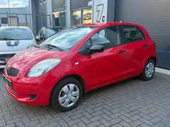 Toyota Yaris - 1.0 AIRCO | TREKHAAK | ELEKTR PAKKET | NIEUWE APK |