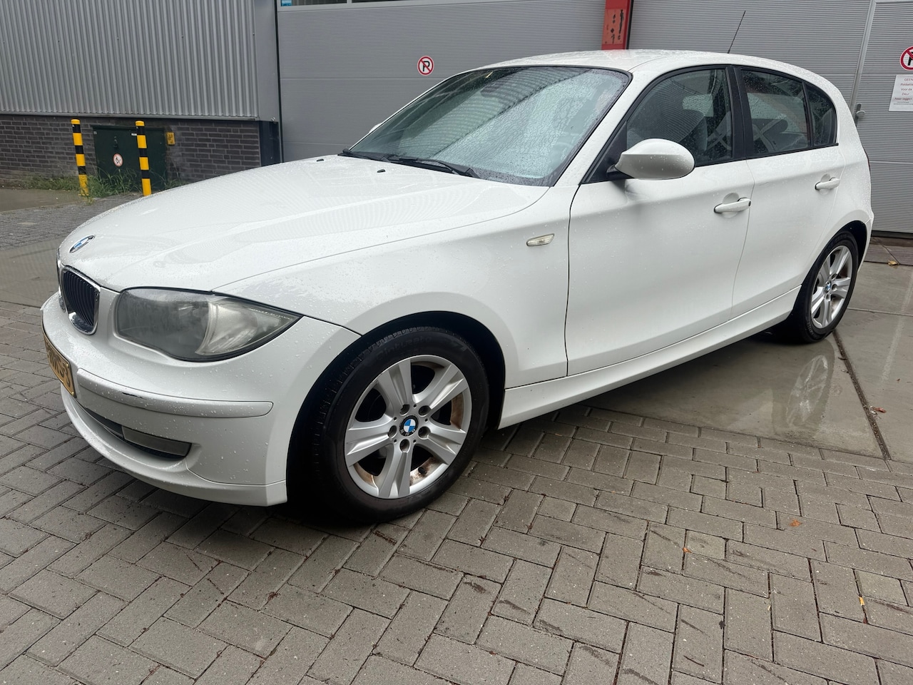 BMW 1-serie - 116i High Executive 116i High Executive - AutoWereld.nl