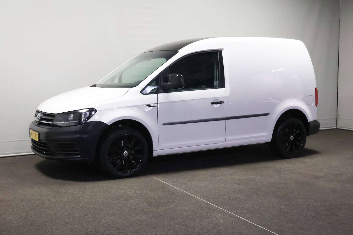 Volkswagen Caddy - 2.0 TDI L1H1 BMT Economy 2.0 TDI L1H1 BMT Economy - AutoWereld.nl