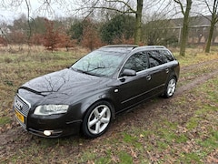 Audi A4 Avant - 2.0 TFSI quattro Advance apk t/m 10-09-2027