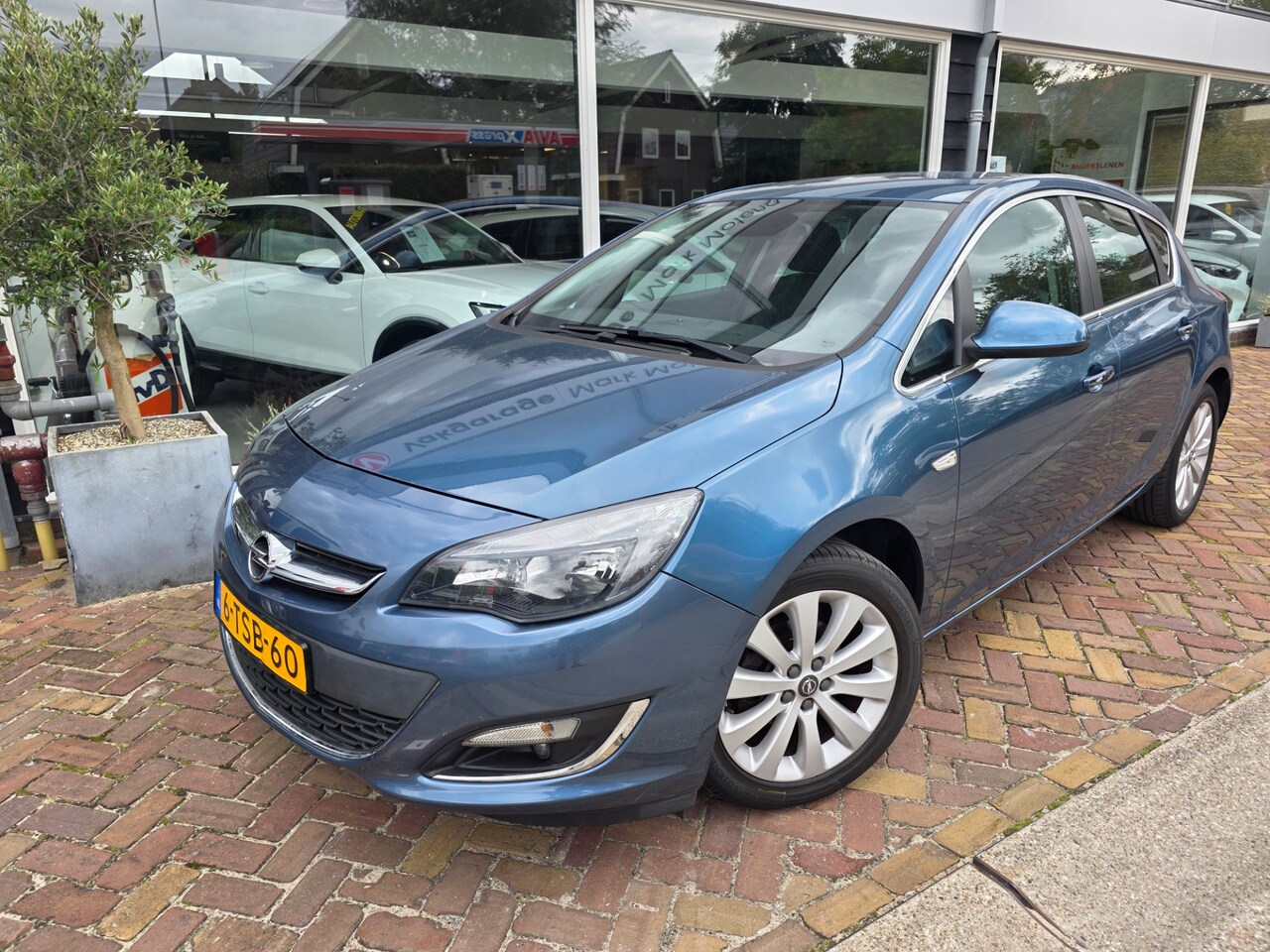 Opel Astra - 1.4 Turbo Design Edition 1.4 Turbo Design Edition - AutoWereld.nl