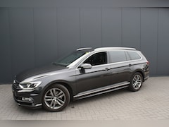 Volkswagen Passat Variant - 1.6 TDI Highline Business R - NAVIGATIE - CAMERA - PANORAMAMDAK - TREKHAAK