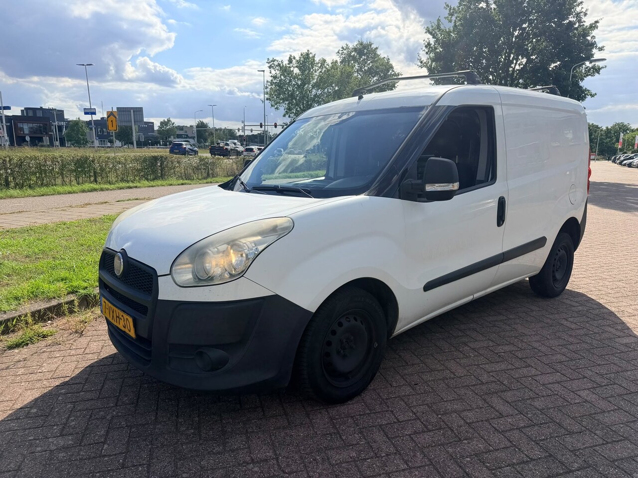 Fiat Doblò Cargo - 1.3 Diesel - 2012 - Airco - APK 08-2027 - AutoWereld.nl