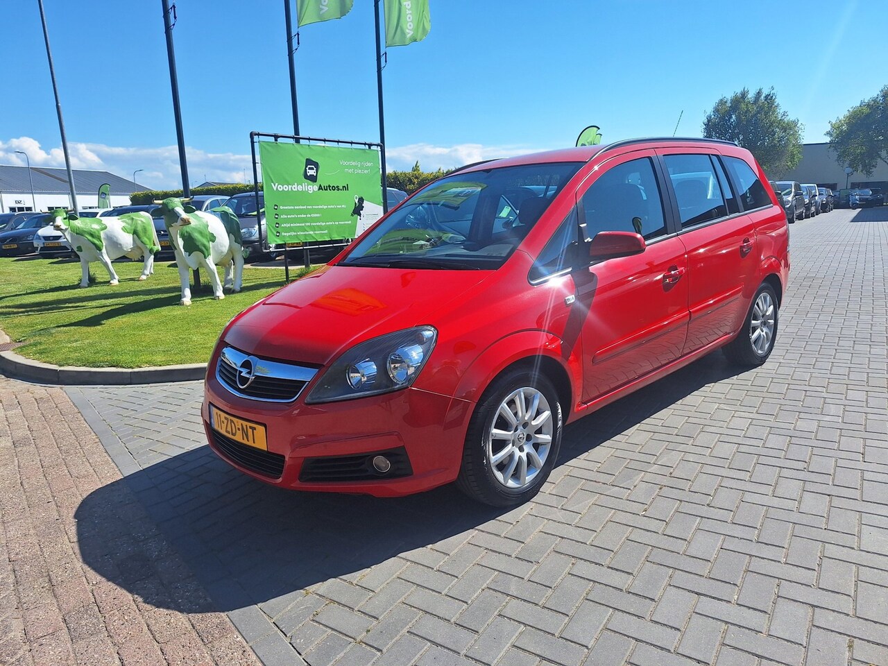 Opel Zafira - 1.8 Temptation / 7- persoons / Nette auto / APK mei 2027 - AutoWereld.nl
