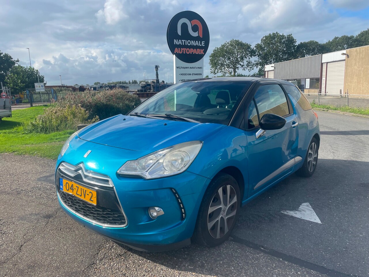 Citroën DS3 - 1.2 VTi Chic | 2012 | Benzine | Handgeschakeld | APK - AutoWereld.nl