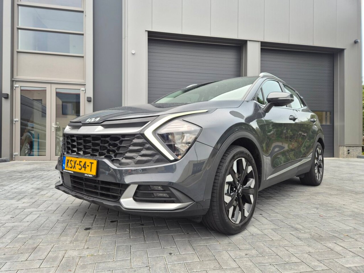 Kia Sportage - 1.6 T-GDi Plug-in Hybrid AWD DynamicLine 1.6 T-GDi Plug-in Hybrid AWD DynamicLine - AutoWereld.nl