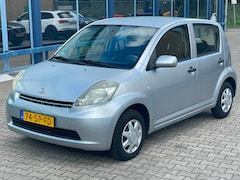 Daihatsu Sirion 2 - 1.0-12V Trend Airco Stuurbekr 5-Deurs Nap