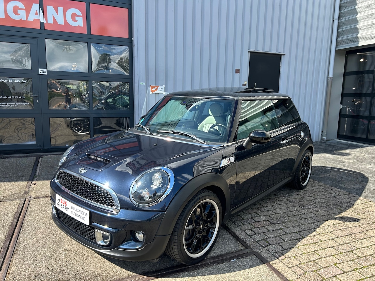 MINI 3-Deurs - 1.6 Cooper S Westminster|Airco|Pano|Navi|Leder|Automaat - AutoWereld.nl