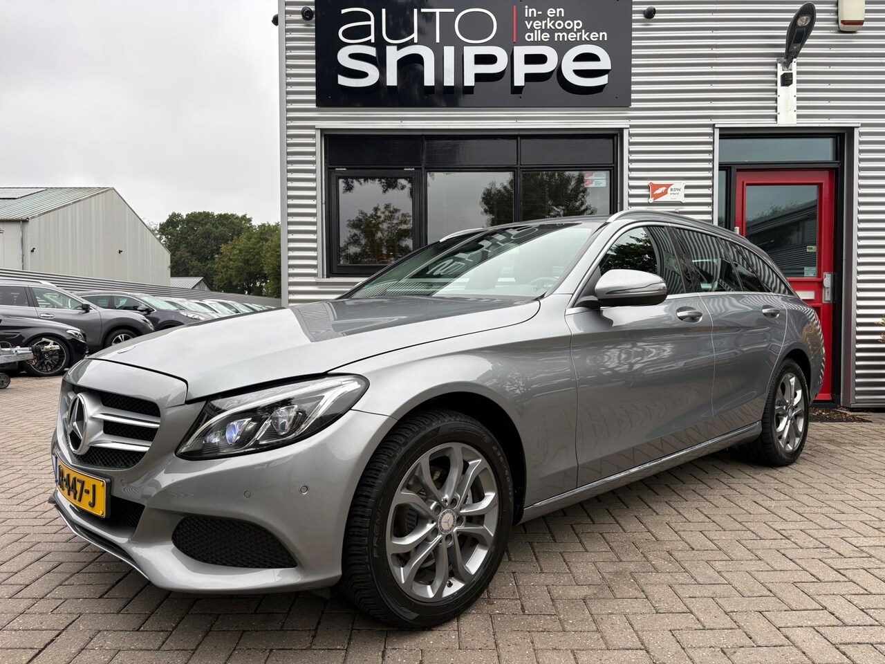 Mercedes-Benz C-klasse Estate - 180 Lease Edition -AUTOMAAT-CLIMA-SPORTSTOELEN-TREKHAAK-1800 KG TREKGEWICHT-STOELVERWARMIN - AutoWereld.nl