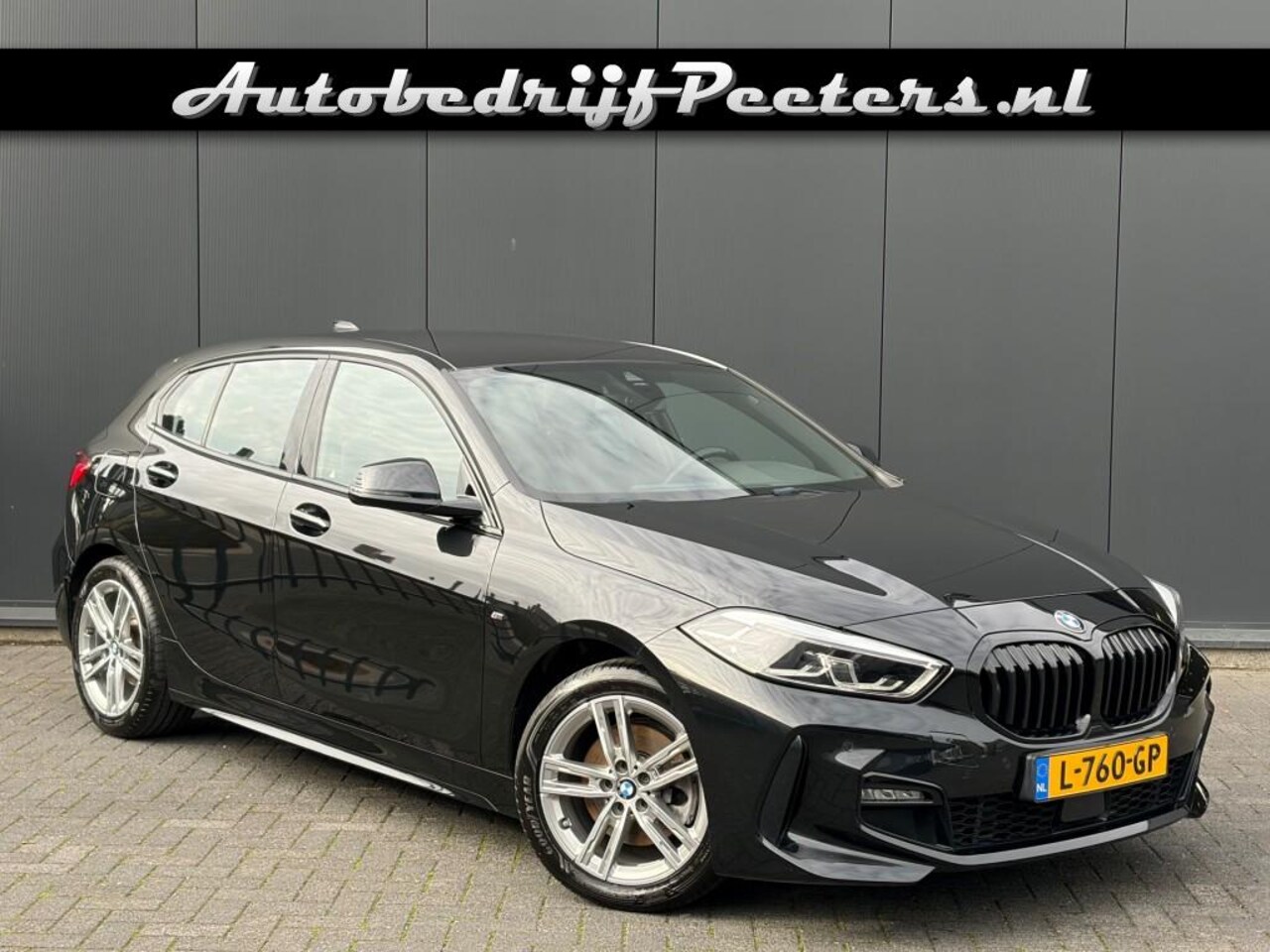 BMW 1-serie - 116i M Sport Shadow Sfeerlicht Leder Navi LED Carplay Live Cockpit NL-auto - AutoWereld.nl